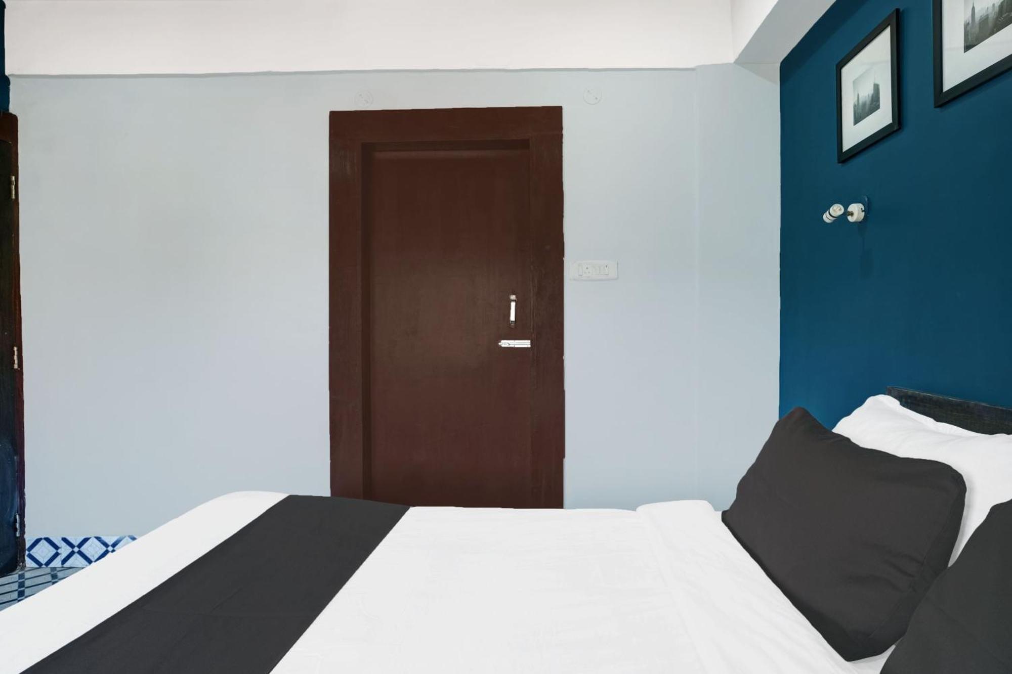 Super Hotel O Noonmati Guwahati Formerly Hotel Sundari المظهر الخارجي الصورة