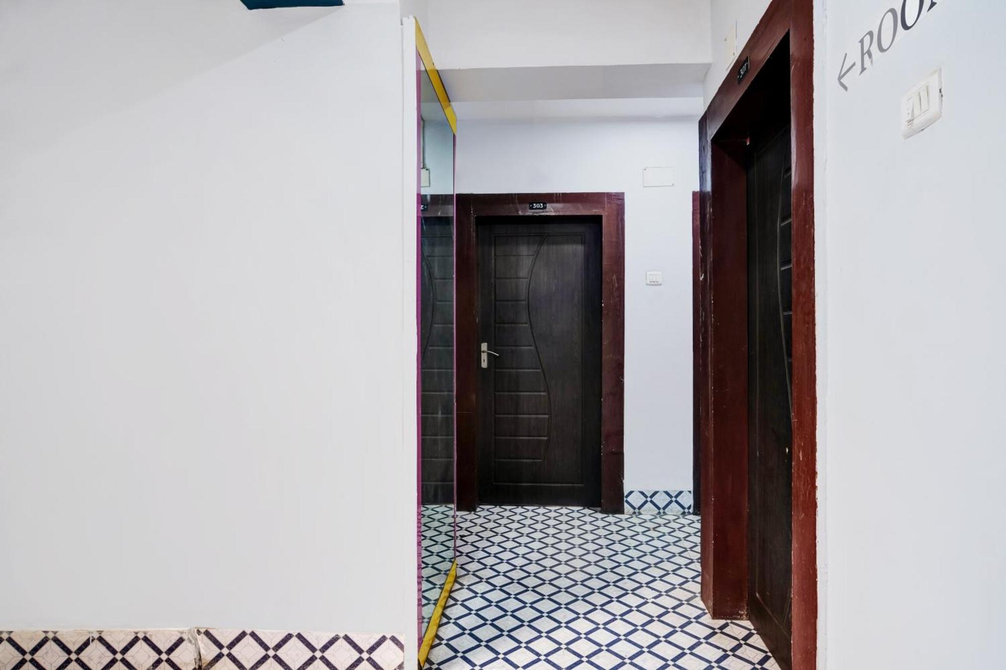 Super Hotel O Noonmati Guwahati Formerly Hotel Sundari المظهر الخارجي الصورة